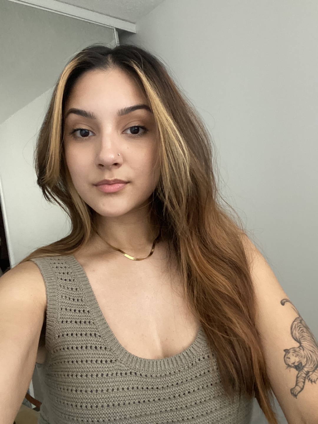 Valentina profile