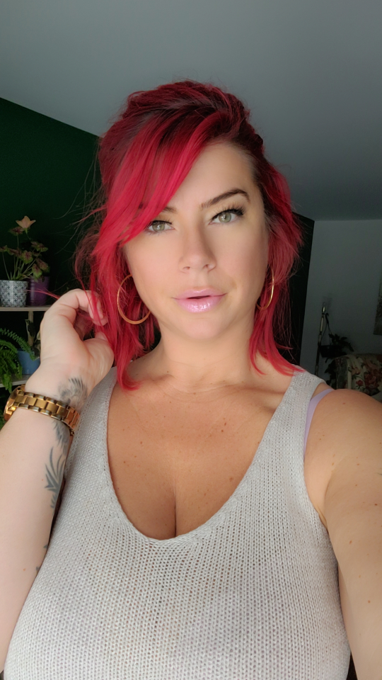 Ali profile
