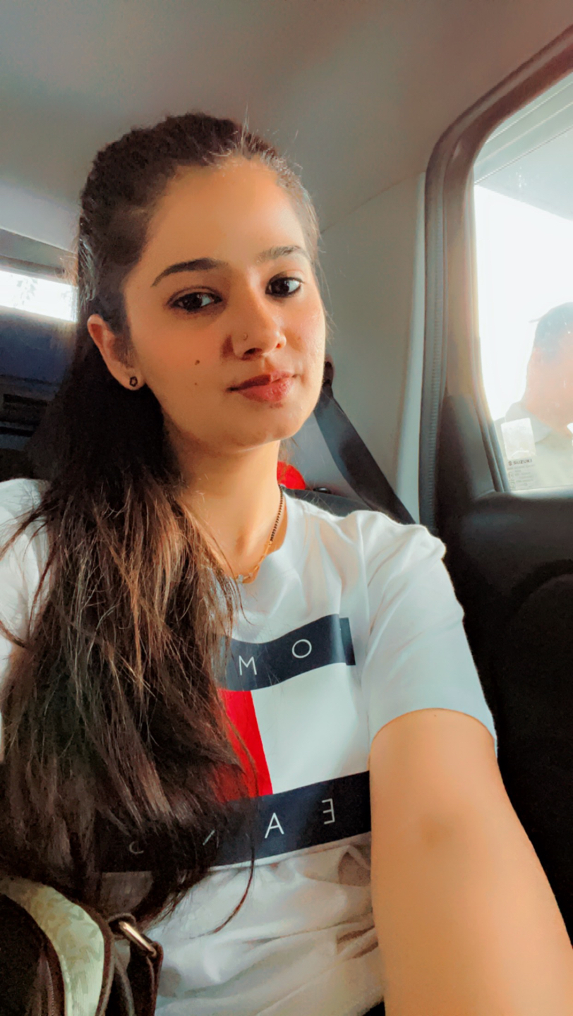 Khushbu profile