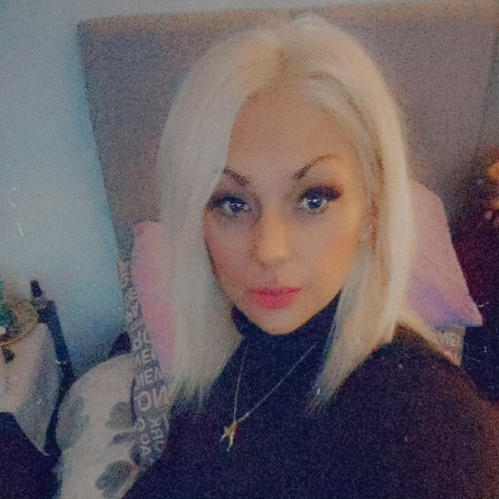 Lavonne profile