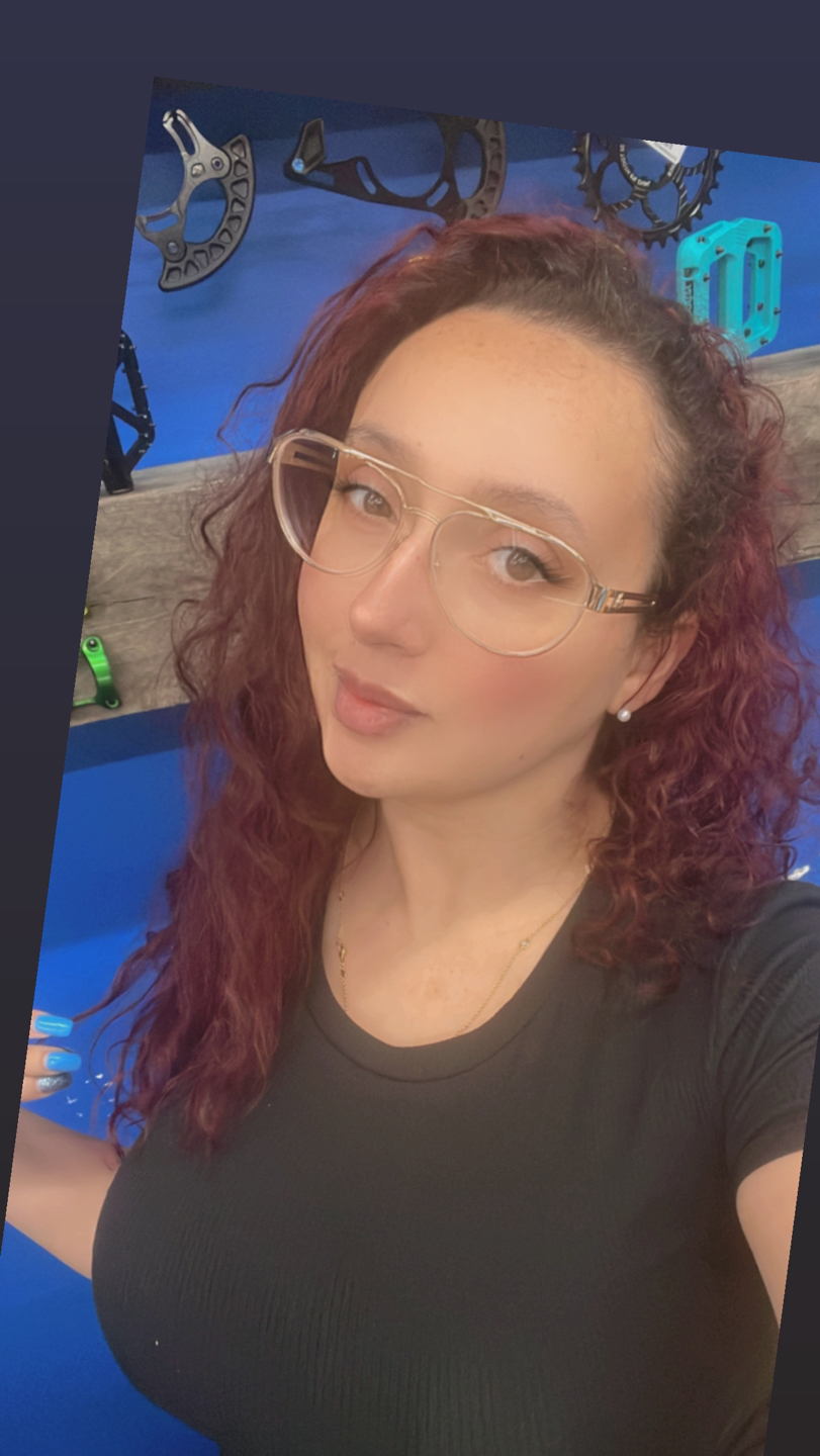 Justine profile