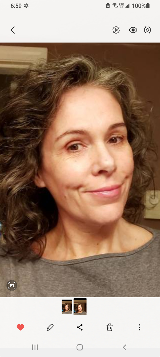 Evelyn profile