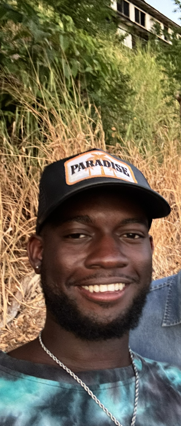 Joshua Robertson profile