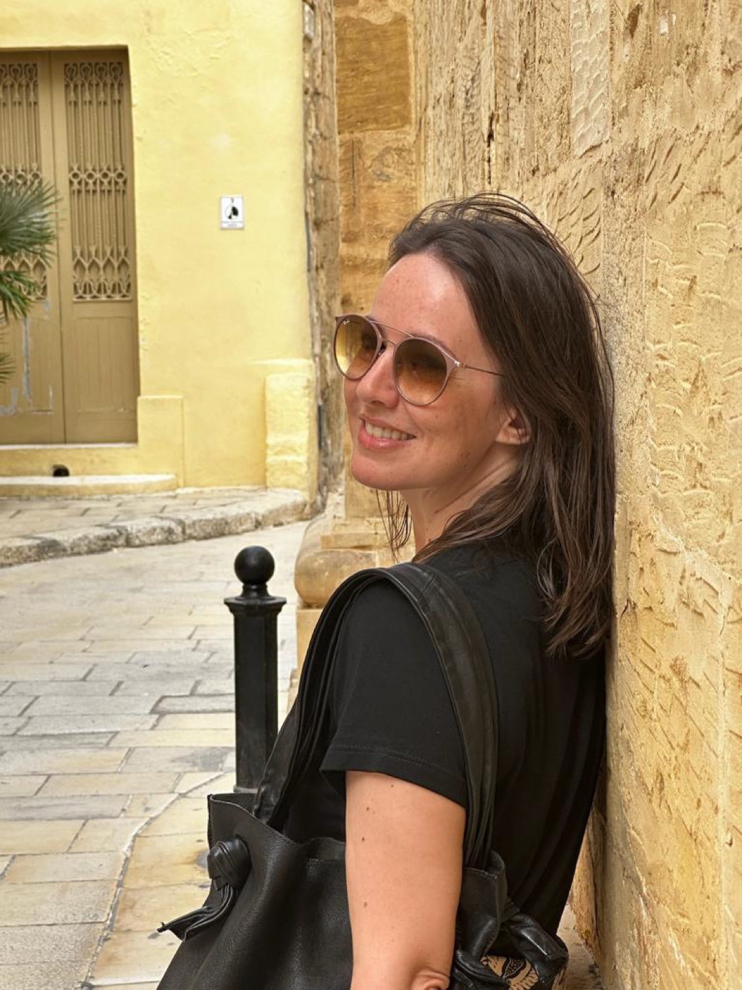Liliane profile