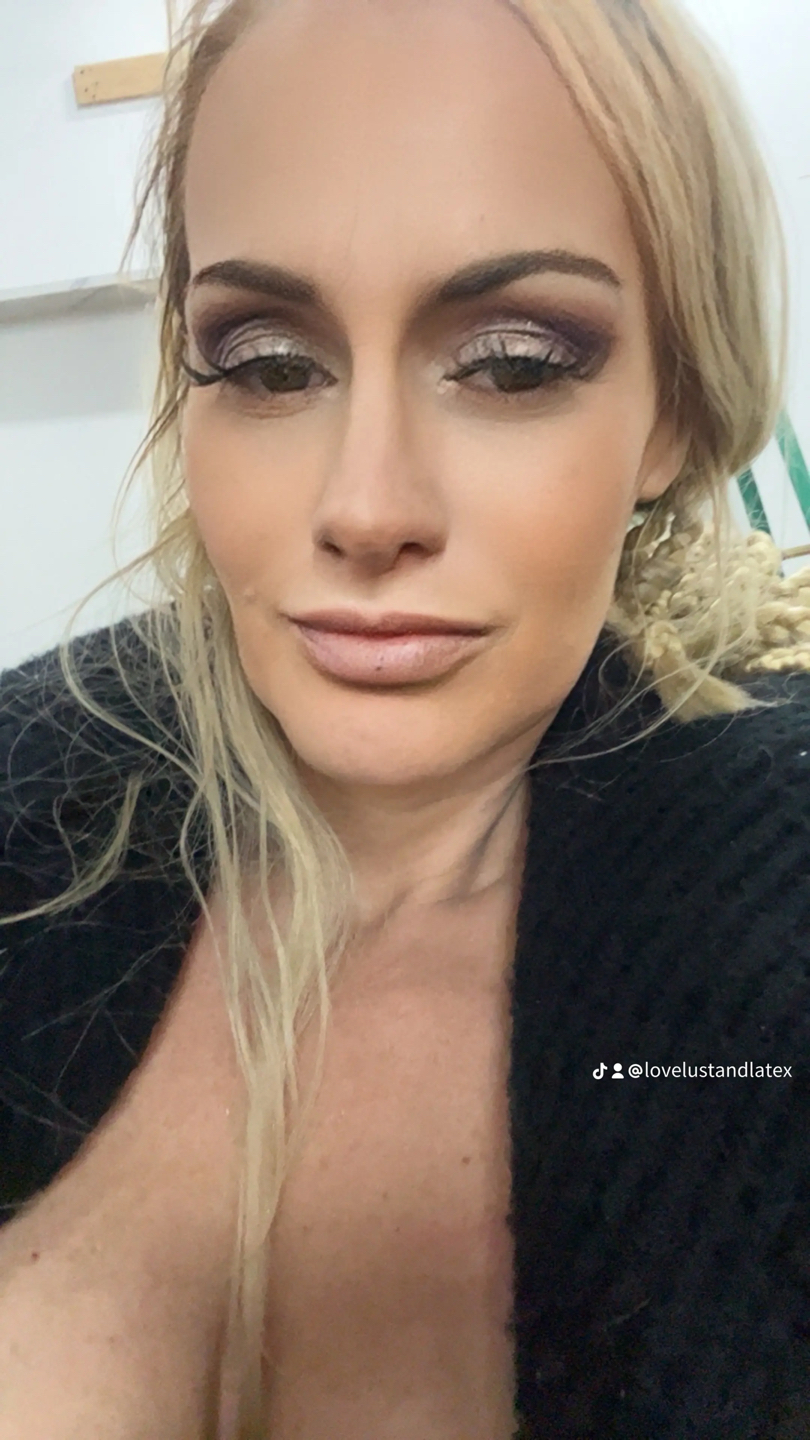 Rachel profile