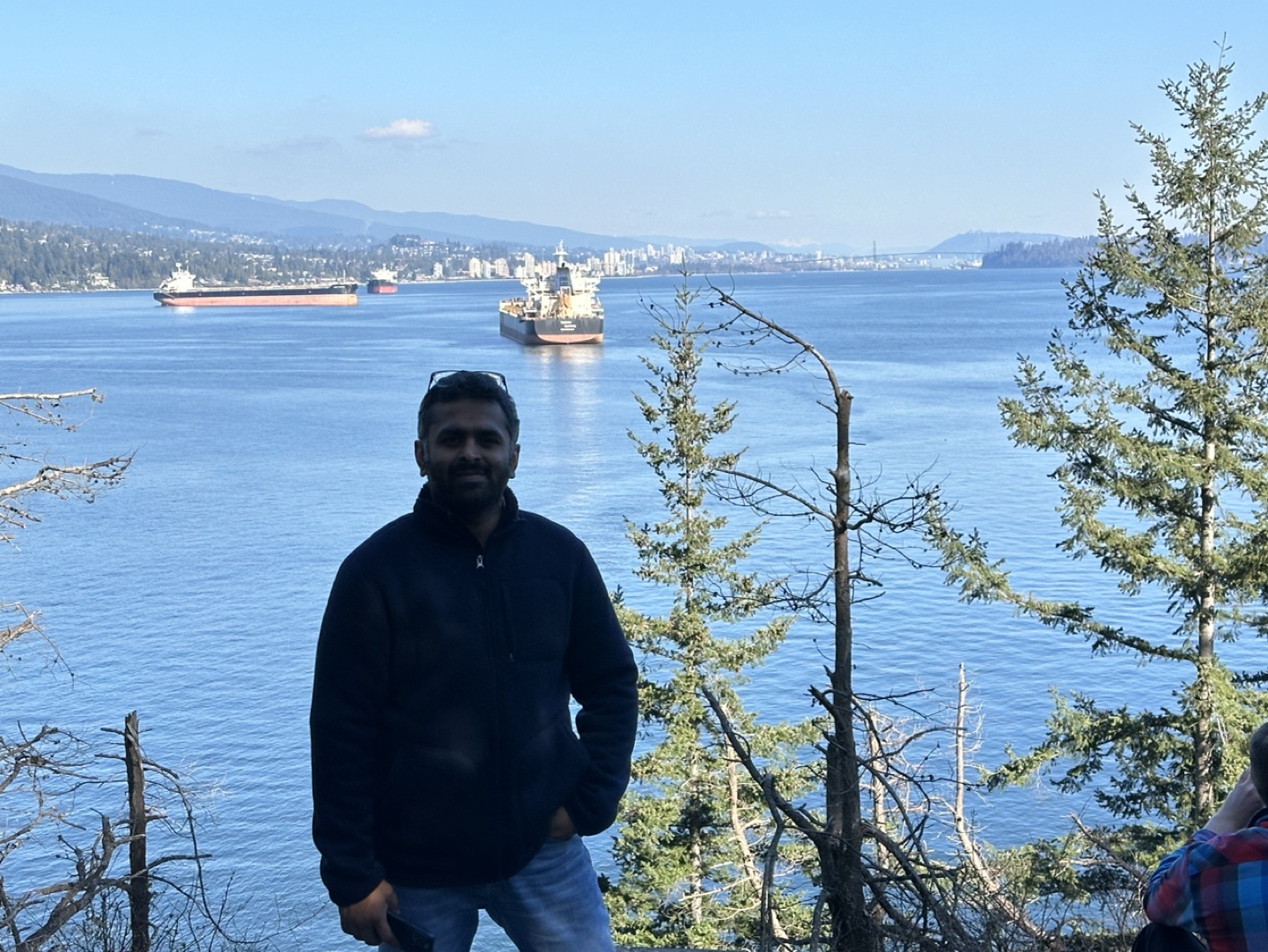 Hitesh profile