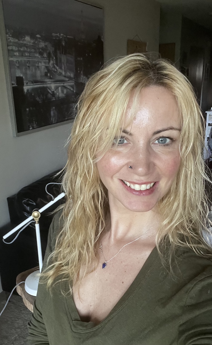 Caroline profile