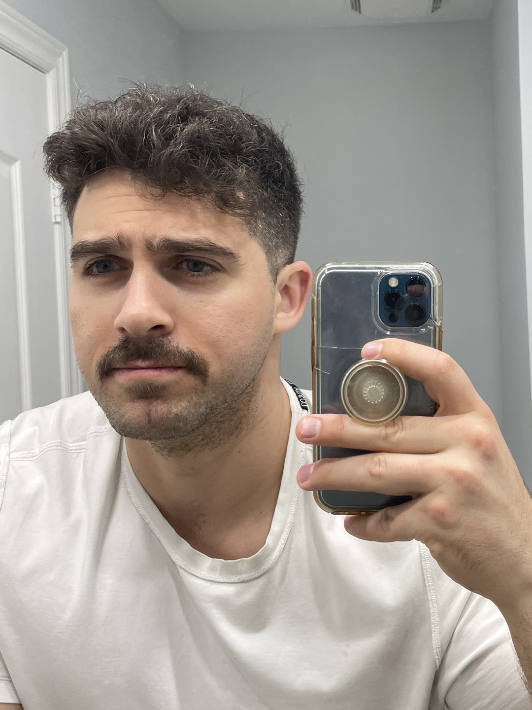 Armando profile
