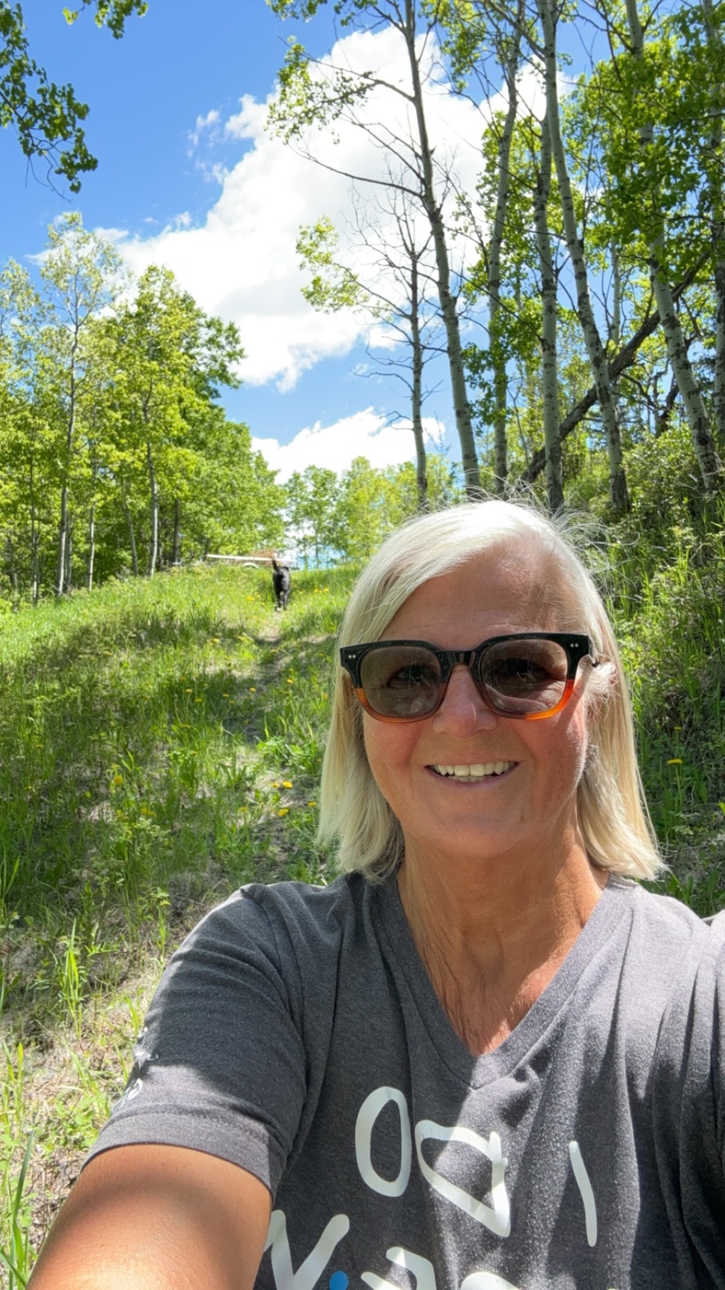 Linda Leslie profile