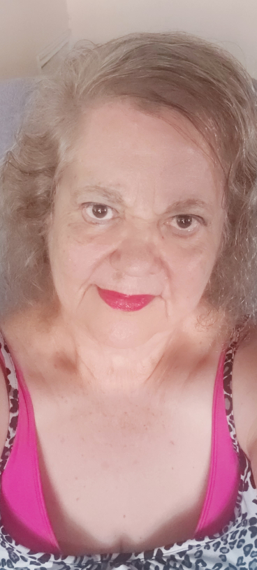 Josiane profile