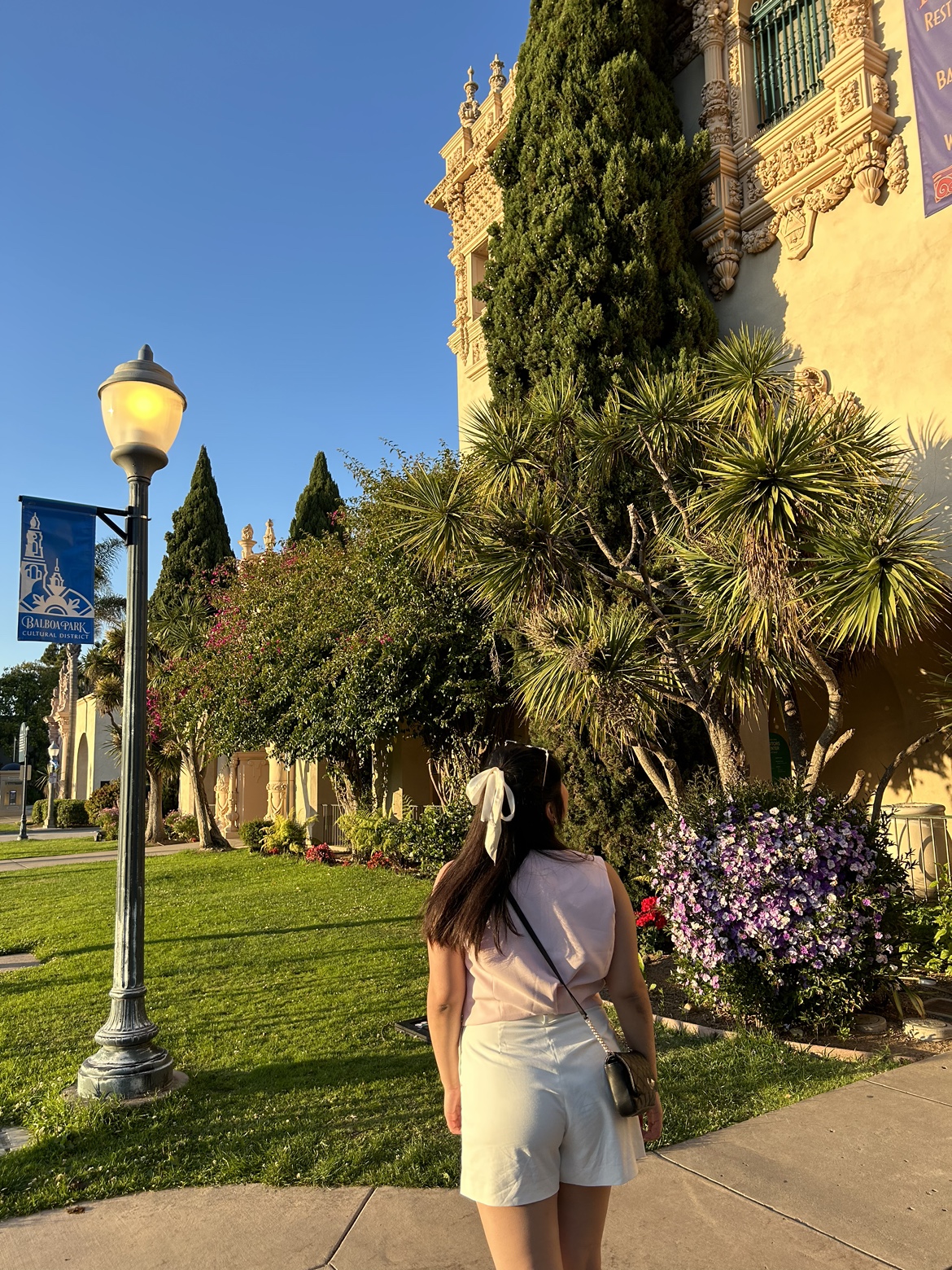 Ynna profile