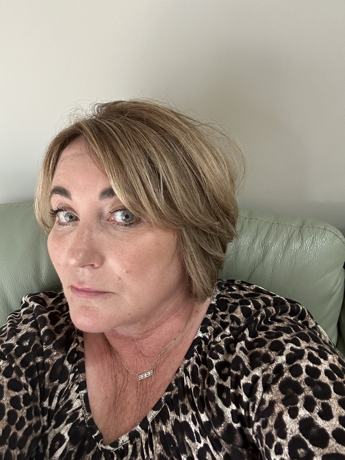 Lynne profile