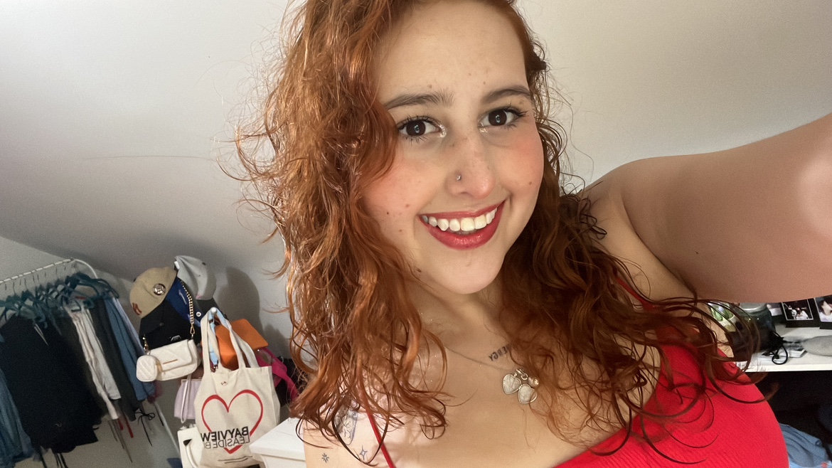 Mariana profile